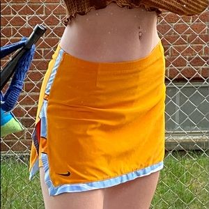 NIKE TENNIS/GOLF SKIRT